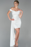Короткое Атласное Платье Белый ABK1039