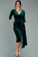 Короткое Бархатное Платье Изумрудно-зеленый ABK1160