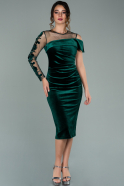 Короткое Бархатное Платье Изумрудно-зеленый ABK1165