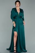 Длинное Атласное Вечернее Платье Изумрудно-зеленый ABU2077