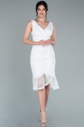 Миди Пригласительное Платье С Кружевами Белый ABK1262