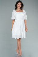Короткое Кружевное Вечернее Платье Белый ABK1445