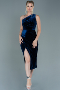Миди Бархатное Пригласительное Платье Темно-синий ABK1501