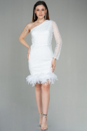 Короткое Платье С Чешуей Белый ABK1639