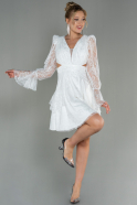 Короткое Кружевное Платье Белый ABK1699