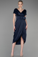 Короткое Атласное Платье Темно-синий ABK1107