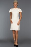 Короткое Вечернее Платье Белый N98539