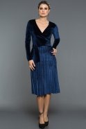 Короткое Велюровое Вечернее Платье Темно-синий ES3744