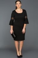 Короткое Свободное Вечернее Платье Черный AR38163
