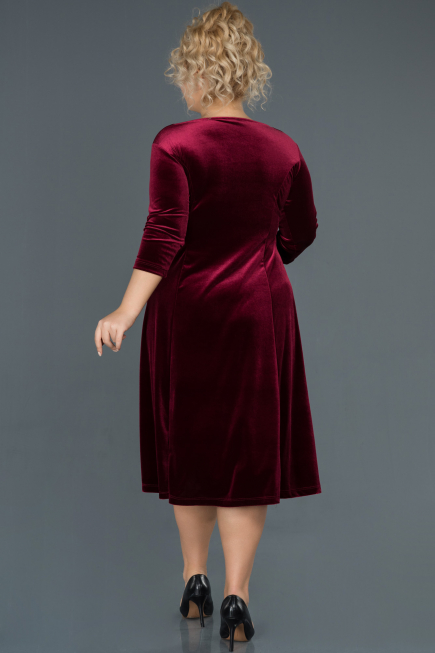Bordo Midi Dekoltesiz Büyük Beden Kadife Elbise ABK684