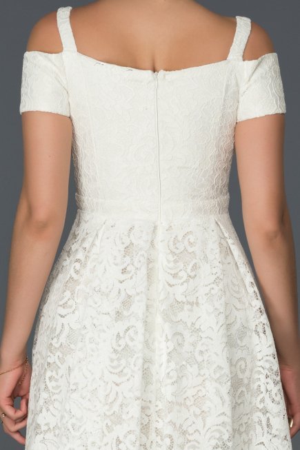 Ekru Dantelli Kısa Elbise AB8169